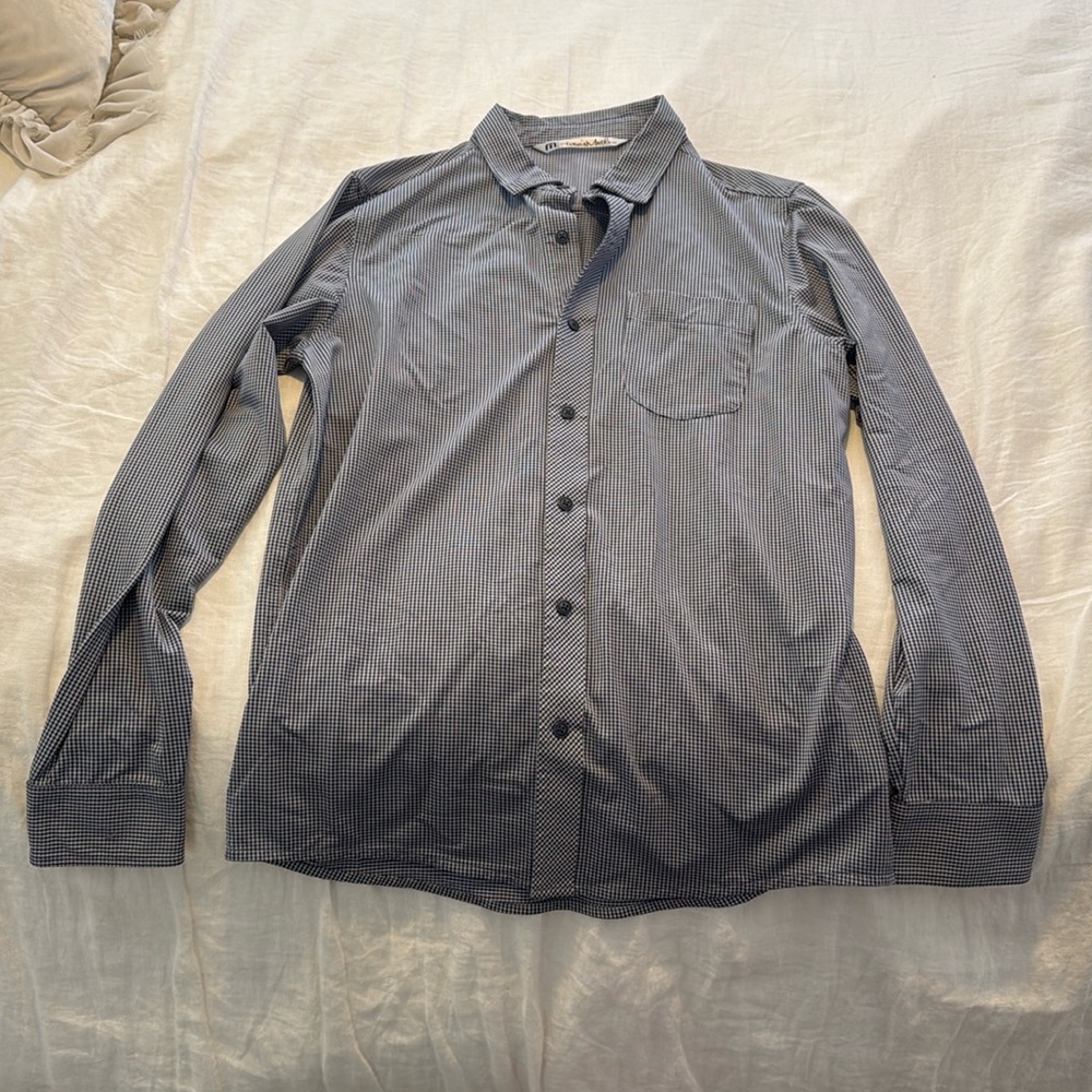 Travis Mathew mens button down